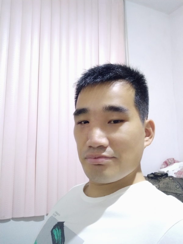 大男孩的第一张照片--闽清婚介网