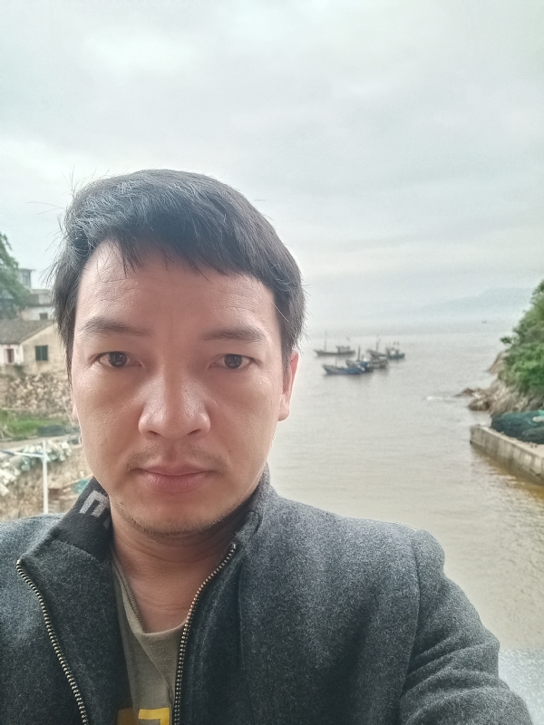啊亮的第一张照片--闽清婚介网
