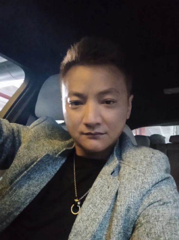 夜、有雨敲窗的第三张照片--闽清婚介网