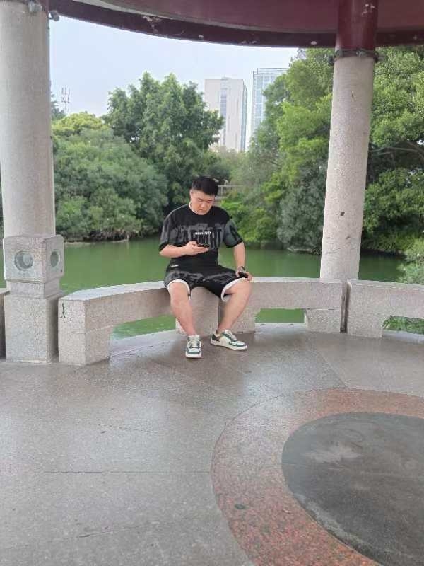不善挽留的第一张照片--闽清婚介网